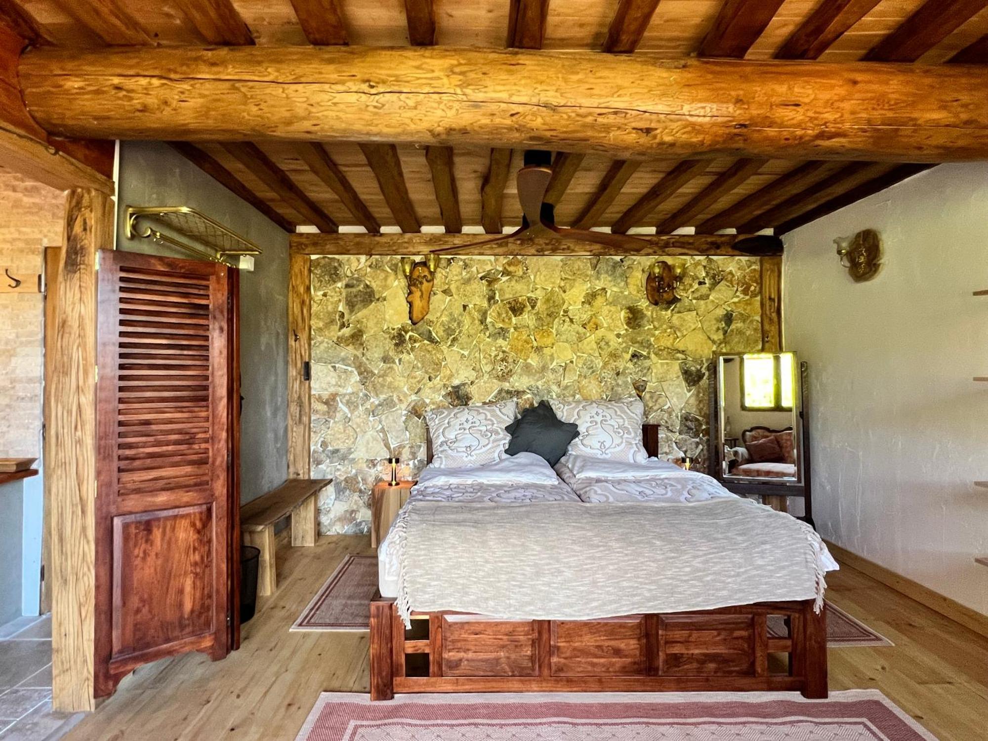 Les Magnels Bed & Breakfast Валерог Екстериор снимка